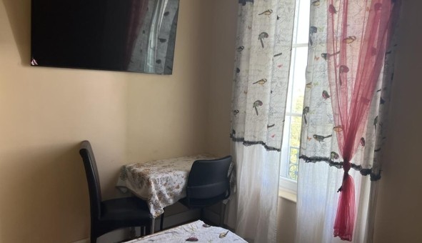 Logement tudiant Studio à Magny les Hameaux (78114)