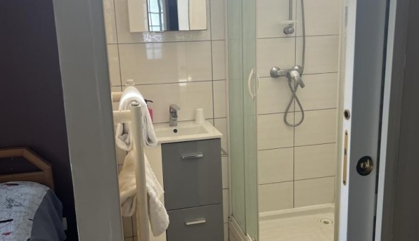 Logement tudiant Studio à Magny les Hameaux (78114)