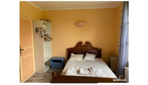 Logement tudiant Location Studio Vide Magny les Hameaux (78114)