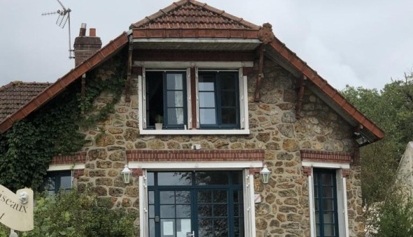 Logement tudiant Studio à Magny les Hameaux (78114)