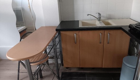 Logement tudiant Studio à Mareil Marly (78750)