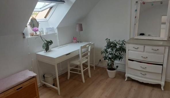 Logement tudiant Studio à Mareuil ls Meaux (77100)