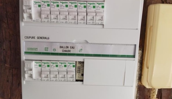 Logement tudiant Studio à Mareuil ls Meaux (77100)