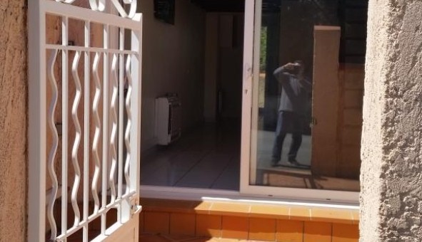 Logement tudiant Location Studio Vide Marignane (13700)
