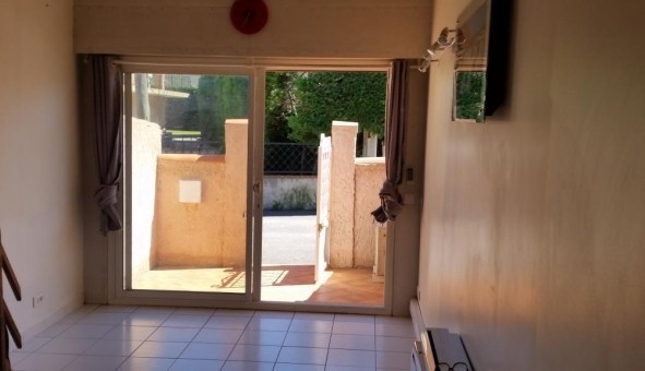 Logement étudiant Studio à Marignane (13700)