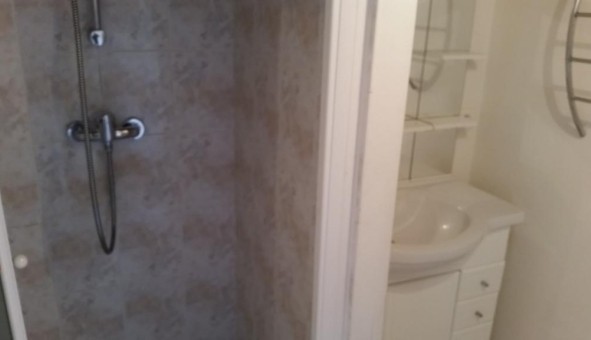 Logement étudiant Studio à Marignane (13700)