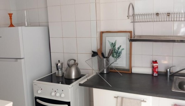 Logement tudiant Location Studio Vide Marseille 01er arrondissement (13001)