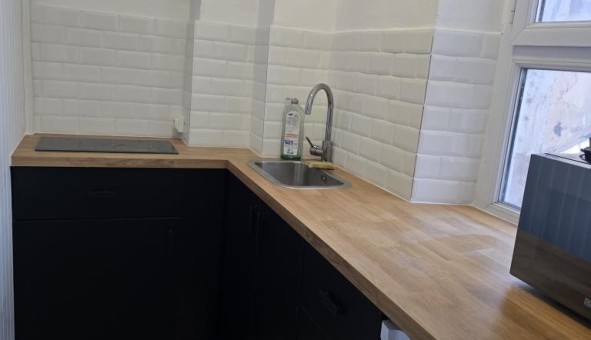 Logement �tudiant Studio &agrave; Marseille 01er arrondissement (13001)