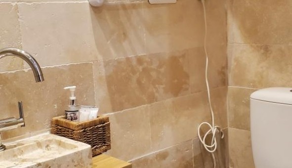 Logement tudiant Studio à Marseille 02me arrondissement (13002)