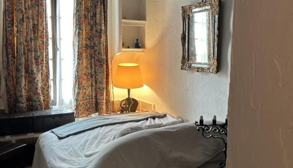 Logement tudiant Studio à Marseille 02me arrondissement (13002)
