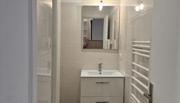 Logement tudiant Studio à Marseille 02me arrondissement (13002)