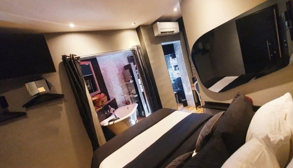 Logement tudiant Location Studio Vide Marseille 02me arrondissement (13002)