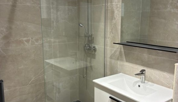 Logement �tudiant Studio &agrave; Marseille 02�me arrondissement (13002)