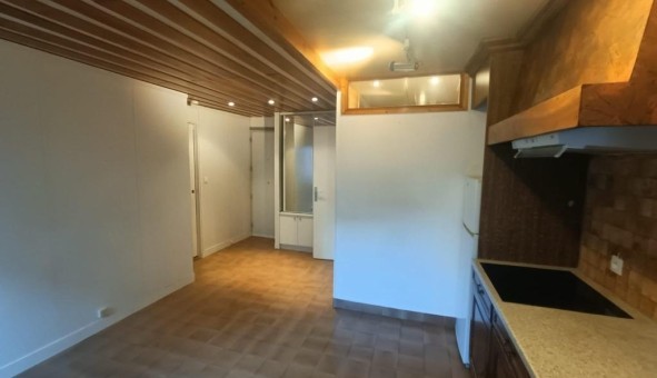 Logement tudiant Studio à Marseille 06me arrondissement (13006)