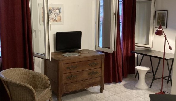 Logement étudiant Location Studio Vide Marseille 06ème arrondissement (13006)