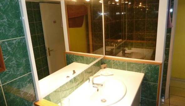 Logement tudiant Studio à Marseille 06me arrondissement (13006)