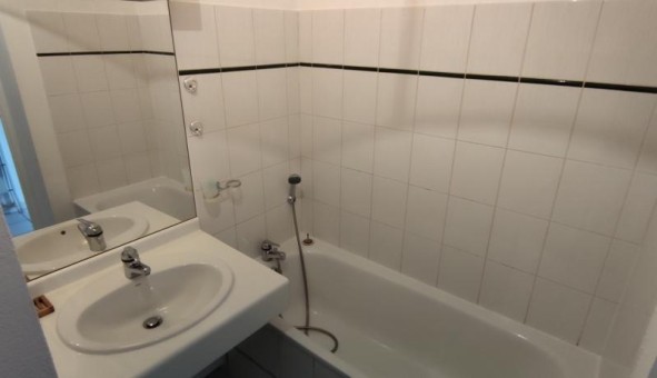 Logement �tudiant Studio &agrave; Marseille 06�me arrondissement (13006)
