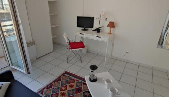 Logement �tudiant Studio &agrave; Marseille 06�me arrondissement (13006)