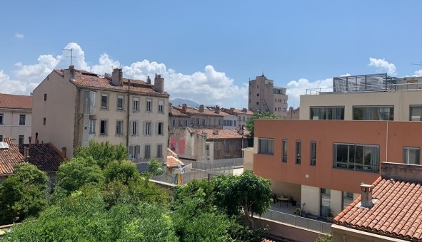 Logement �tudiant Studio &agrave; Marseille 06�me arrondissement (13006)