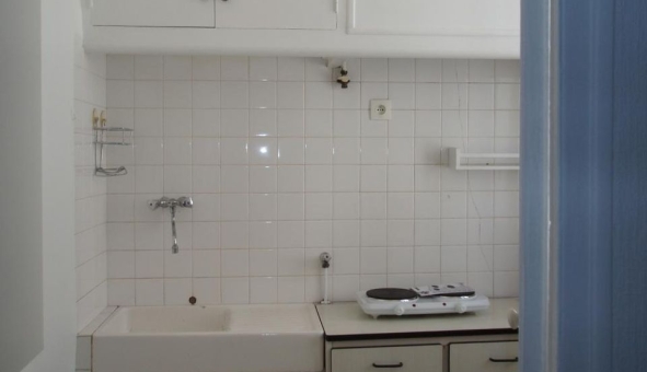 Logement �tudiant Location Studio Vide Marseille 06�me arrondissement (13006)
