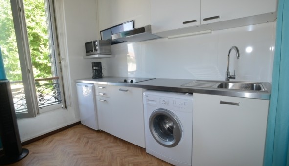 Logement tudiant Studio à Marseille 07me arrondissement (13007)
