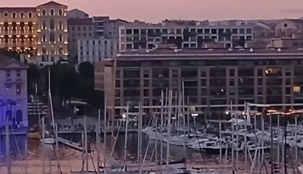 Logement tudiant Location Studio Vide Marseille 07me arrondissement (13007)