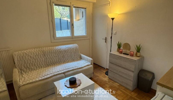 Logement �tudiant Location Studio Meubl&eacute; Marseille 08�me arrondissement (13008)