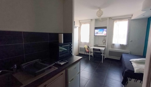 Logement tudiant Location Studio Vide Marseille 09me arrondissement (13009)