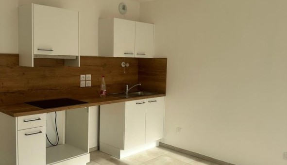 Logement �tudiant Location Studio Vide Marseille 14�me arrondissement (13014)