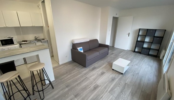 Logement tudiant Location Studio Vide Massy (91300)