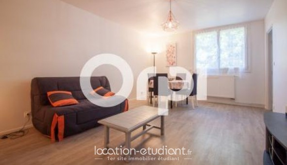 Logement tudiant Location Studio Vide Menucourt (95180)