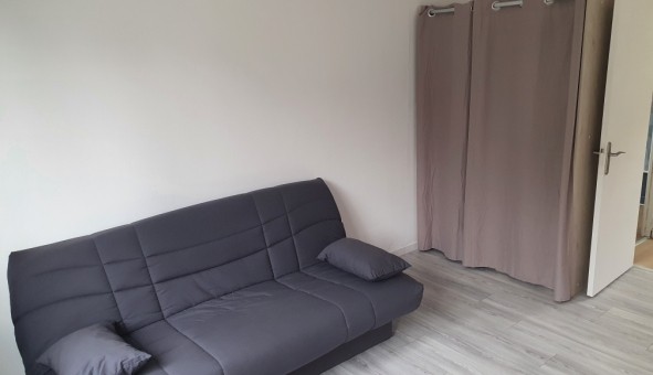 Logement tudiant Studio à Mry sur Cher (18100)