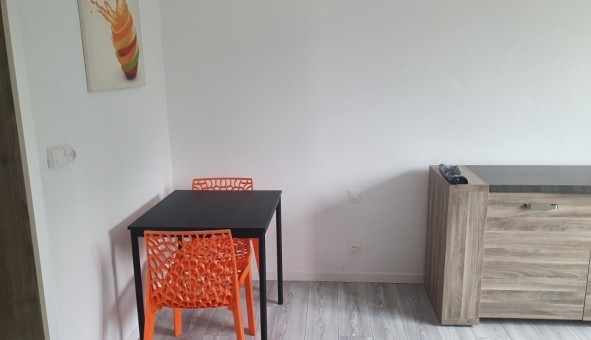 Logement tudiant Studio à Mry sur Cher (18100)