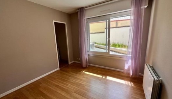 Logement �tudiant Studio &agrave; M�ry sur Cher (18100)