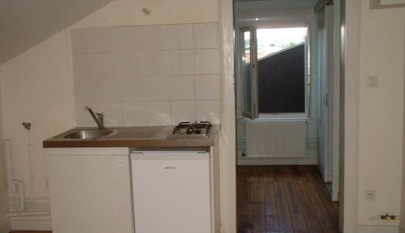 Logement étudiant Location Studio Vide Metz (57050)