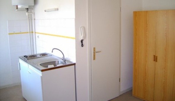 Logement tudiant Location Studio Vide Metz (57050)