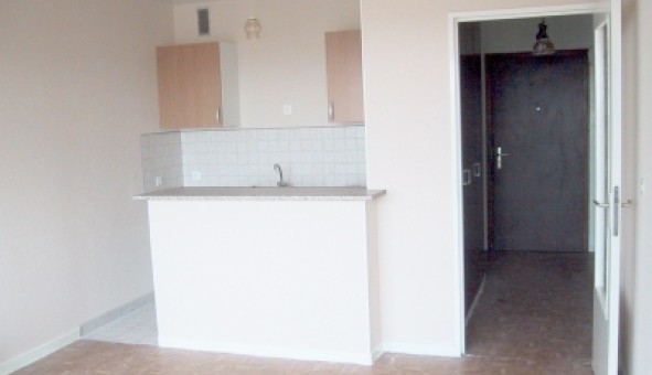 Logement tudiant Location Studio Vide Metz (57050)