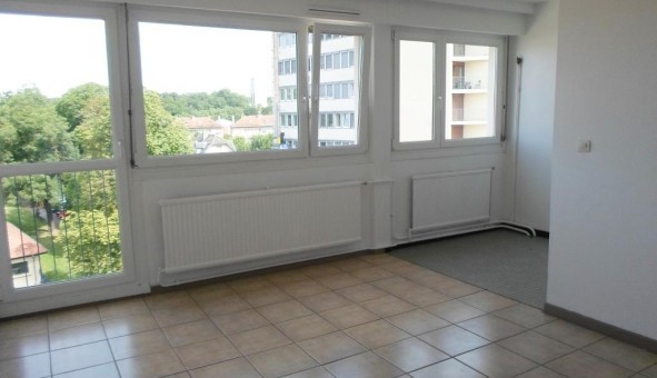 Logement �tudiant Studio &agrave; Metz (57050)