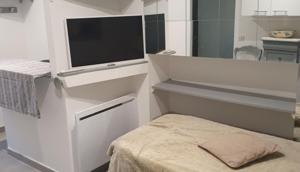 Logement tudiant Studio à Meyrargues (13650)