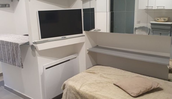 Logement �tudiant Studio &agrave; Meyrargues (13650)
