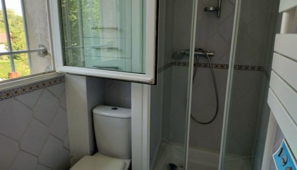 Logement étudiant Studio à Milon la Chapelle (78470)