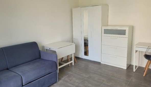 Logement tudiant Studio à Milon la Chapelle (78470)