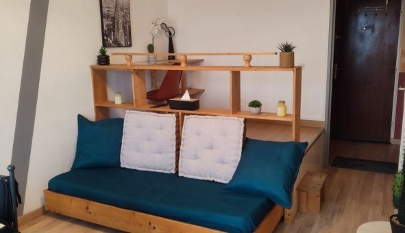 Logement �tudiant Studio &agrave; Moncetz Longevas (51470)