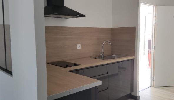 Logement tudiant Location Studio Vide Montceau les Mines (71300)