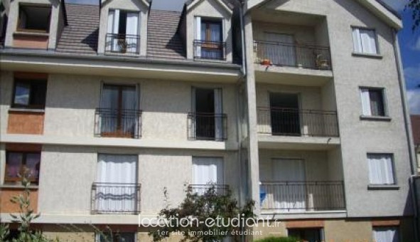 Logement tudiant Studio à Montereau Fault Yonne (77130)