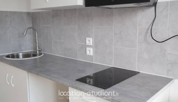 Logement tudiant Studio à Montereau Fault Yonne (77130)