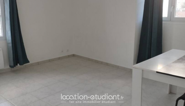 Logement tudiant Studio à Montereau Fault Yonne (77130)
