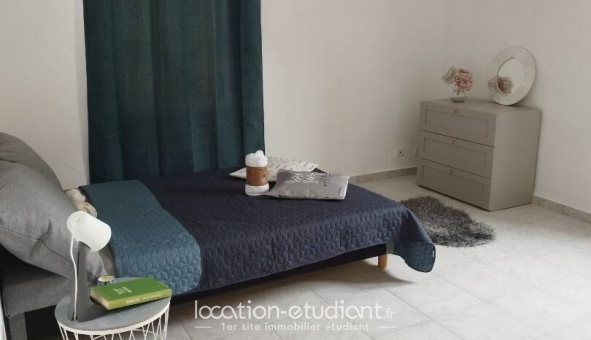 Logement étudiant Location Studio Meublé Montereau Fault Yonne (77130)