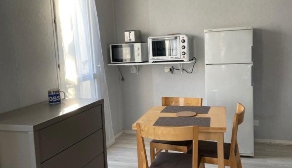 Logement tudiant Studio à Montigny le Bretonneux (78180)