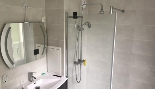 Logement tudiant Studio à Montigny le Bretonneux (78180)